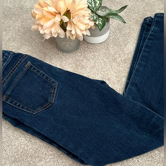 Est.89 Place Jeans Skinny Stretch Size 10 with adjustable waist great condition - Picture 5 of 7